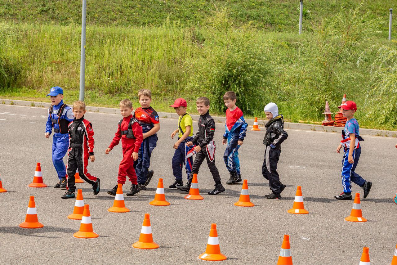 Секция картинг-слалома в РСТЦ ДОСААФ (Прилесье)